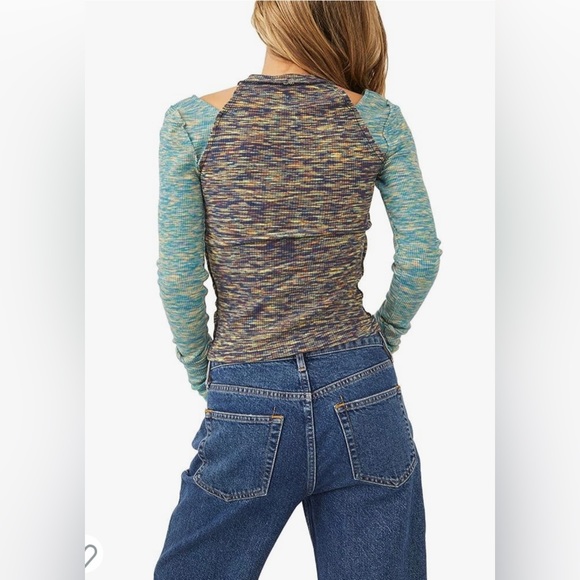 - Free people out of countrol cutout tee - Picture 2 of 3